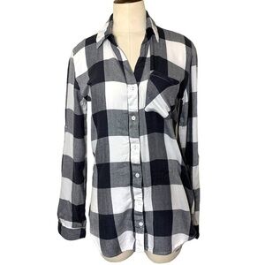 𝅺Pentagone Plaid Shirt Sz XS Black White Long Sleeve Button up Checkered Top